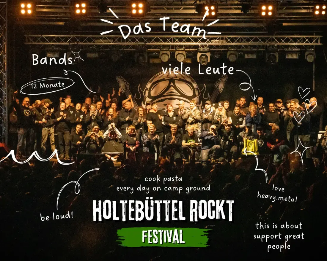Die Crew von Holtebüttel Rockt gemeinsam auf dem Festivalgelände